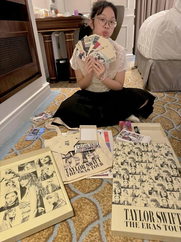 MC VTV hộ tống con gái 12 tuổi sang Singapore hiện thực hóa ước mơ: Sở hữu cặp vé VIP quyền lực, check-in khách sạn 5 sao nức tiếng-16