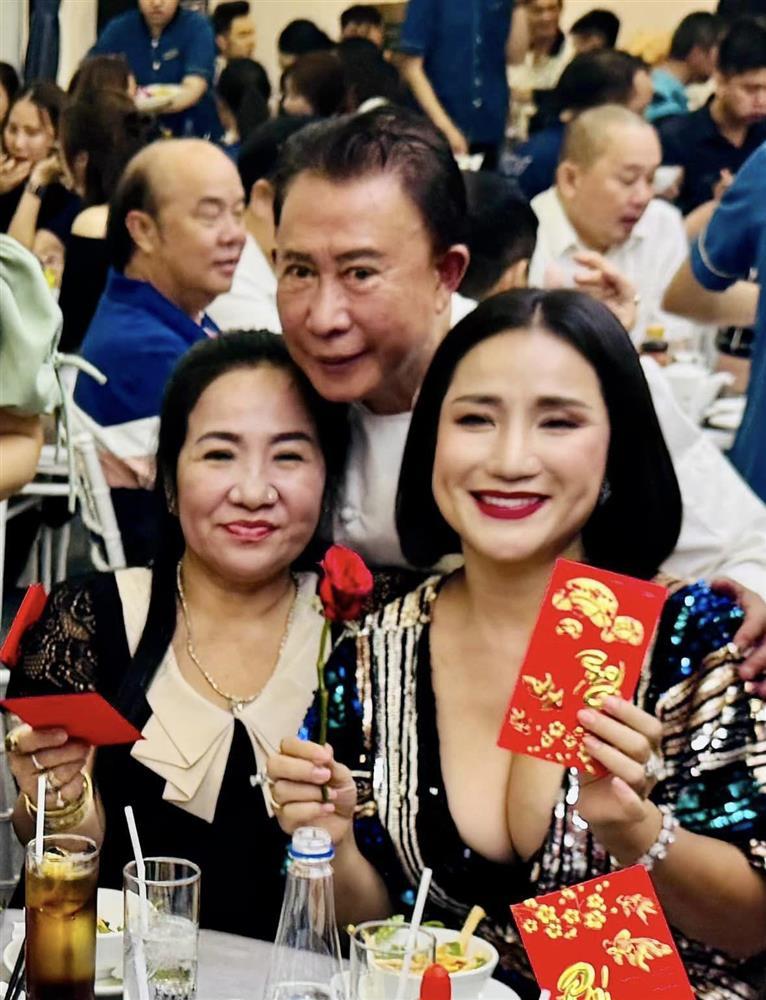 Bị chê ăn mặc phản cảm, MC Cát Tường nói gì?-2