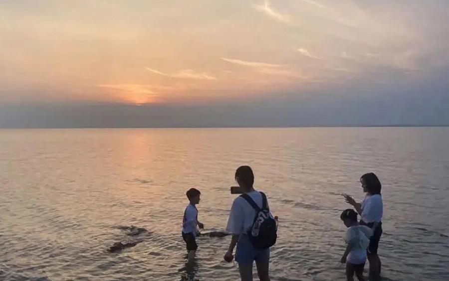 Hai mẹ đơn thân rủ nhau sống chung Gia đình 4 người hạnh phúc vô cùng-1