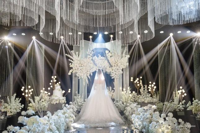 Đám cưới diễn viên Ngọc Anh Phố trong làng-4