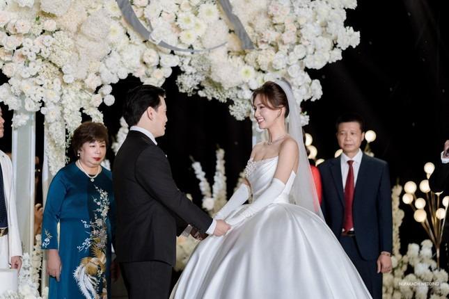 Dàn sao dự tiệc cưới diễn viên Ngọc Anh Phố trong làng-2