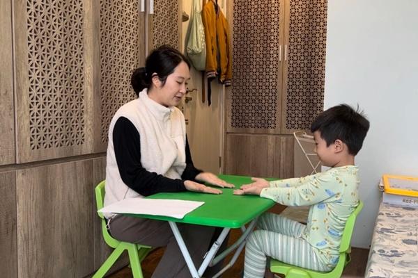 Bé gái 9 tuổi nghi bị người nước ngoài dâm ô ở TPHCM-2