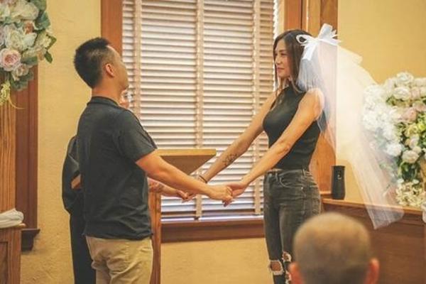 Siêu mẫu Võ Hoàng Yến mang thai con đầu lòng nhờ thụ tinh nhân tạo-4