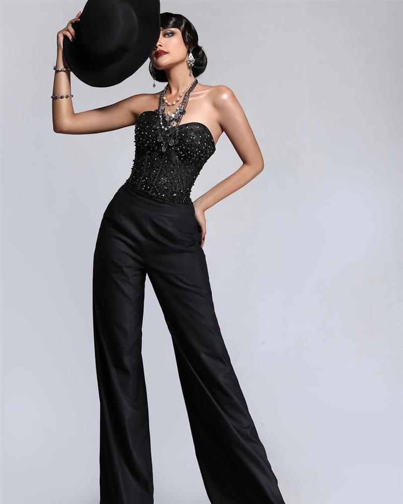 Người đẹp 20 tuổi đăng quang Hoa hậu Indonesia 2024-13