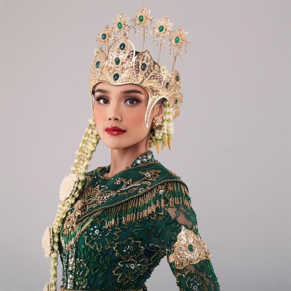 Người đẹp 20 tuổi đăng quang Hoa hậu Indonesia 2024-16