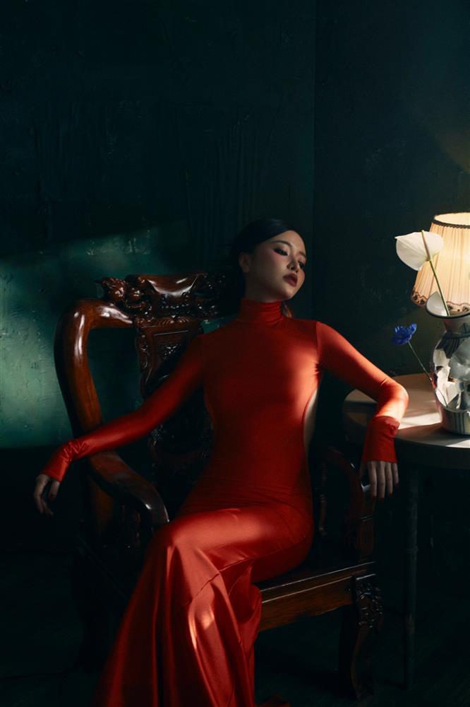 Bích Phương lấy gì để đấu Sơn Tùng?-1