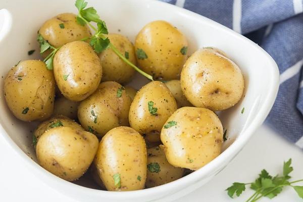 Cách giữ khoai tây tươi ngon như mới-2