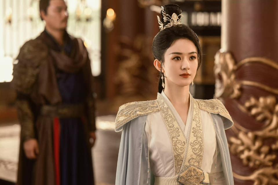 Triệu Lệ Dĩnh vừa là nữ chính, vừa là giám chế, liệu Dữ Phượng Hành có bùng nổ trong năm 2024?-1