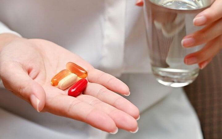 Tự bổ sung vitamin: Có lợi hay rước hại cho sức khỏe?-1