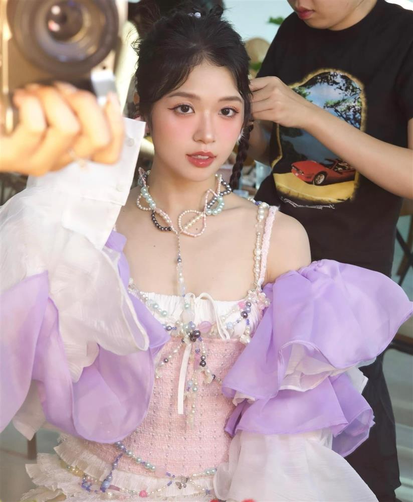 Ma nữ đẹp nhất Thái Lan và đối thủ đáng gờm của Suni Hạ Linh tại Tỷ tỷ đạp gió rẽ sóng 5-1