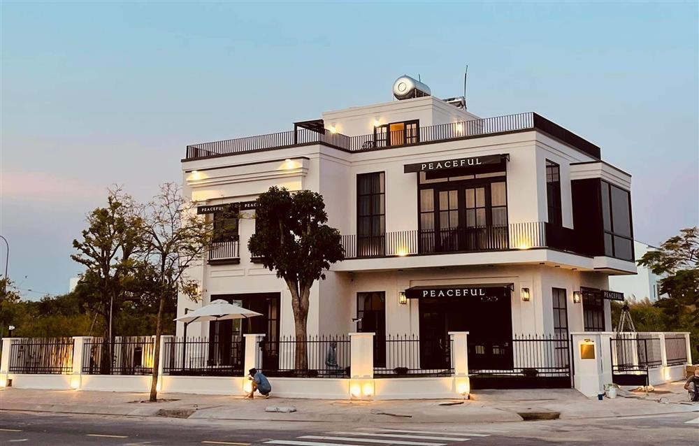 Biệt thự hơn 40 tỷ đồng của Quốc Trường tại TP.HCM-2