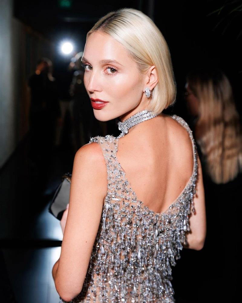 5 chị em ruột nổi tiếng vì có ông nội làm vua, ông ngoại là tỷ phú-2