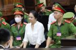 Xin xét xử vắng mặt, bà Nguyễn Phương Hằng vẫn bị dẫn giải ra tòa-2