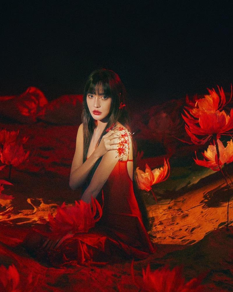 Chảo lửa Sơn Tùng M-TP - Bích Phương: Nhàm chán và thông minh-4