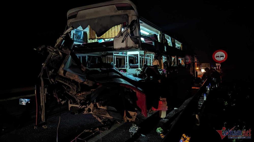 Vụ tai nạn 2 người chết trên cao tốc Cam Lộ - La Sơn: Nhân chứng kể phút hãi hùng-1