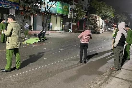 Va chạm với xe bồn, 2 người tử vong tại chỗ