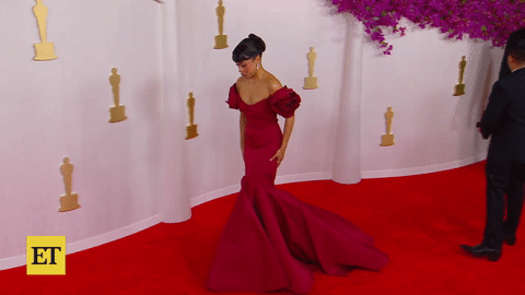 Nữ diễn viên 27 tuổi bất ngờ ngã nhào trên thảm đỏ Oscar-1