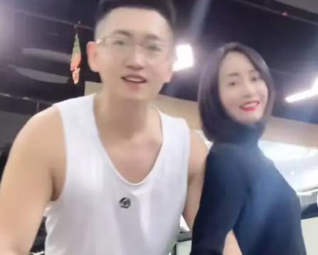 Chàng trai 24 tuổi quyết lấy vợ 41 tuổi mặc lời khuyên can của bố mẹ-2