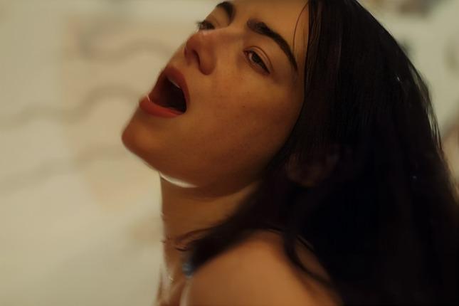 Đóng phim ngập cảnh nóng điên rồ, Emma Stone lần thứ hai đoạt tượng vàng Oscar-2