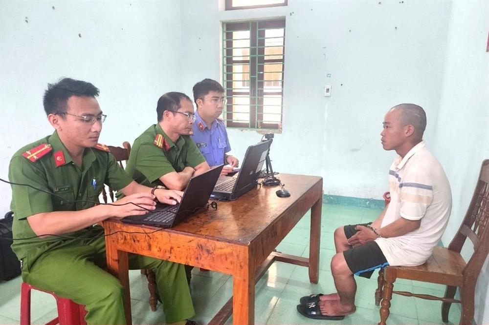 Truy bắt khẩn cấp đối tượng xâm hại trẻ em suốt nhiều năm-1