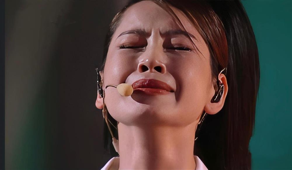 Chi Pu: Tôi làm những thứ khủng khiếp với bản thân, như một đống hỗn độn-3