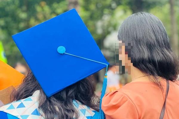 Từng là học sinh giỏi, con giảm 11kg, trượt dốc bỏ học... khi vào đại học-3