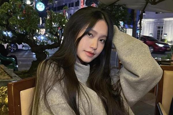 Doãn Hải My có động thái hâm nóng tình cảm với Đoàn Văn Hậu, đăng ảnh tình bể bình đón valentine trắng-6