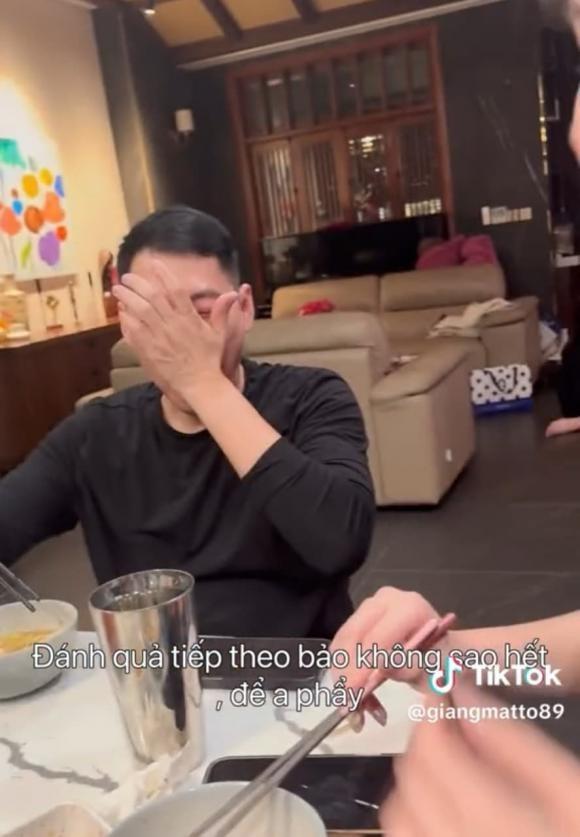 Lần đầu lộ diện rõ gương mặt người bạn trai được Hương Giang xác nhận đã đính hôn-3