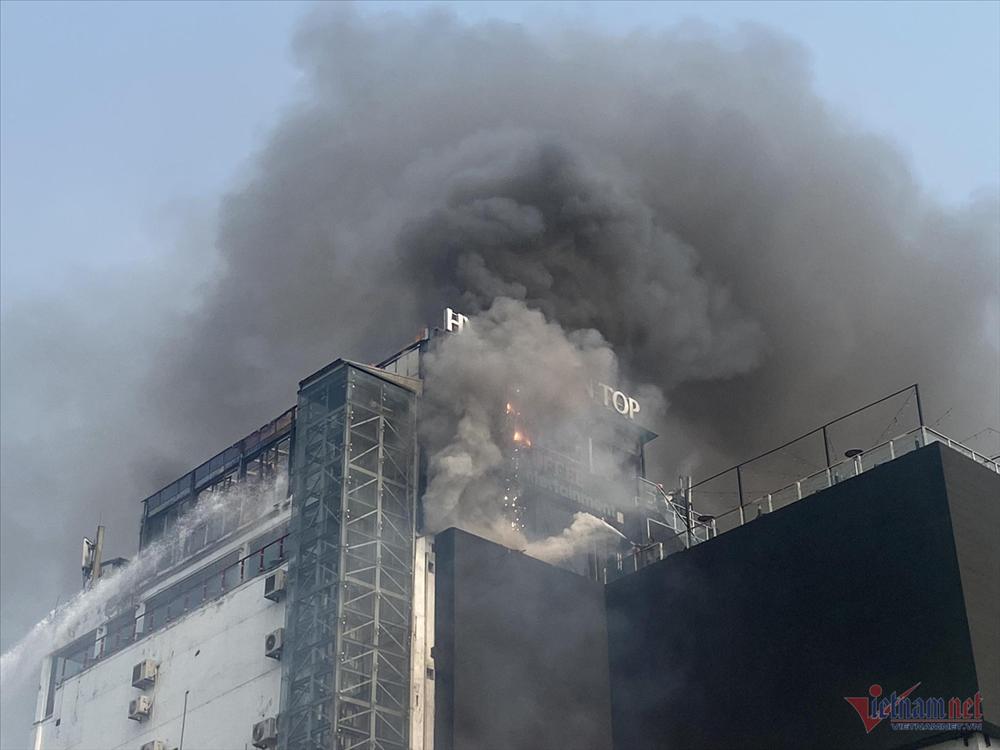 Cháy lớn tại tòa nhà OCD ở Hà Nội-1