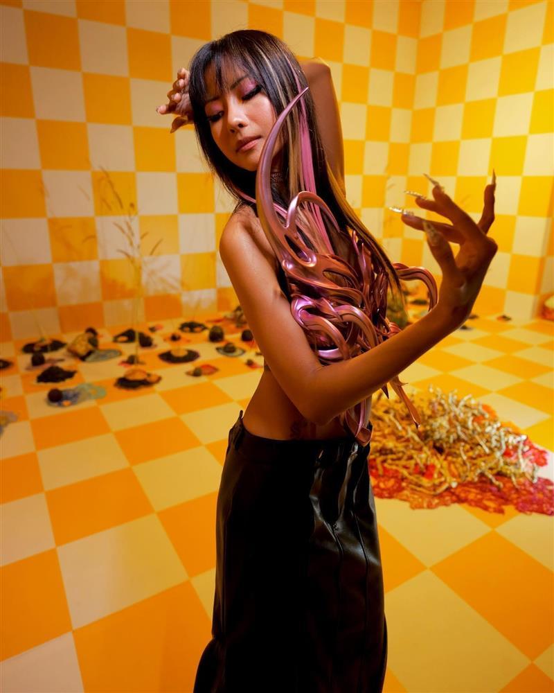 Suboi đã thắng trong cuộc chiến Sơn Tùng, Bích Phương?-3