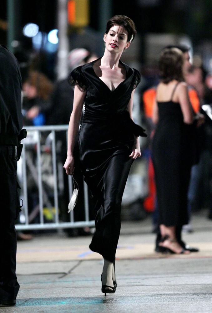 Hành trình giảm cân điên rồ của nữ diễn viên Anne Hathaway: Giảm 11 kg để vào vai người sắp chết-3