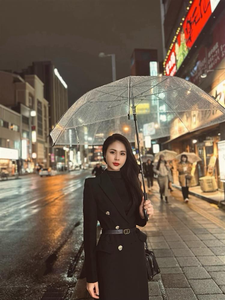 Hé lộ thời trang của Lương Thu Trang - tình địch mới của Hồng Diễm Trạm Cứu Hộ Trái Tim-6