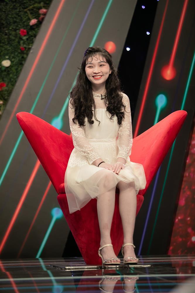 Vừa tốt nghiệp thủ khoa, cô nàng đến show hẹn hò tìm người yêu và cái kết-2