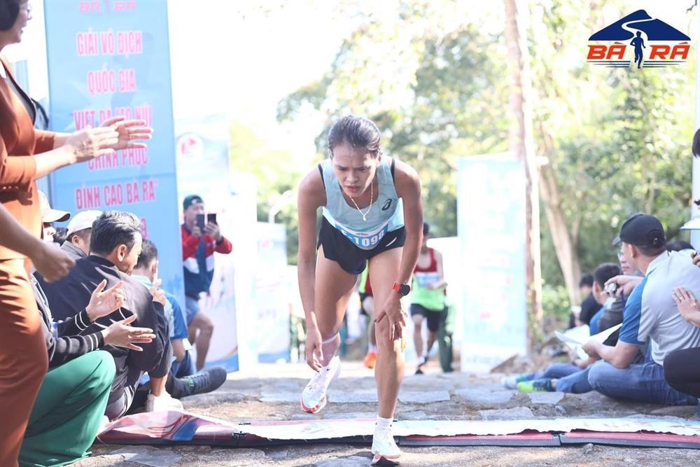 Bông hồng thép Hồng Lệ: Tôi không thần tượng ai ngoài bản thân mình-5