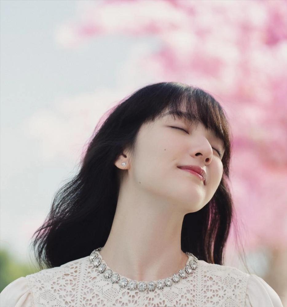 Hải Tú sau 3 năm là gà cưng của Sơn Tùng: Kín tiếng, nhan sắc gây chú ý-2