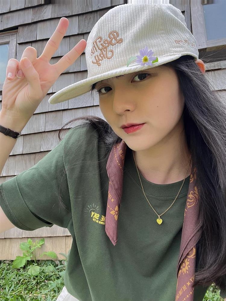 Hải Tú sau 3 năm là gà cưng của Sơn Tùng: Kín tiếng, nhan sắc gây chú ý-8