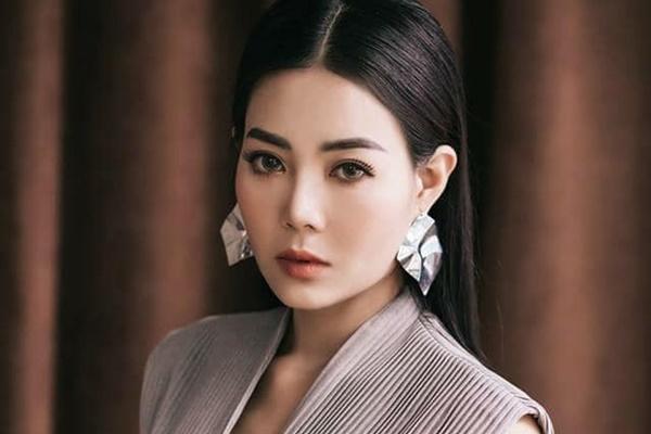 Chỉ sau 1 ngày công bố ly hôn, Thanh Hương bất ngờ xác nhận đang yêu người mới, được bạn trai nhận xét như em bé-6