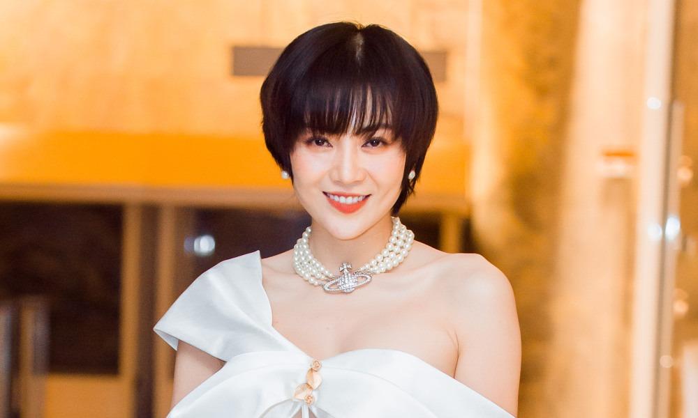 Chỉ sau 1 ngày công bố ly hôn, Thanh Hương bất ngờ xác nhận đang yêu người mới, được bạn trai nhận xét như em bé-4