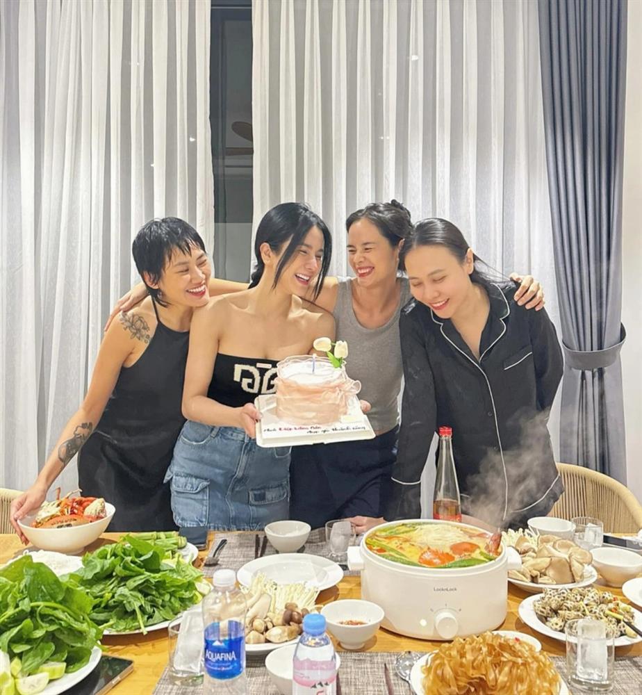 Hội bạn thân mỹ nhân Đàm Thu Trang, Diệp Lâm Anh sau 14 năm giờ ra sao?-6