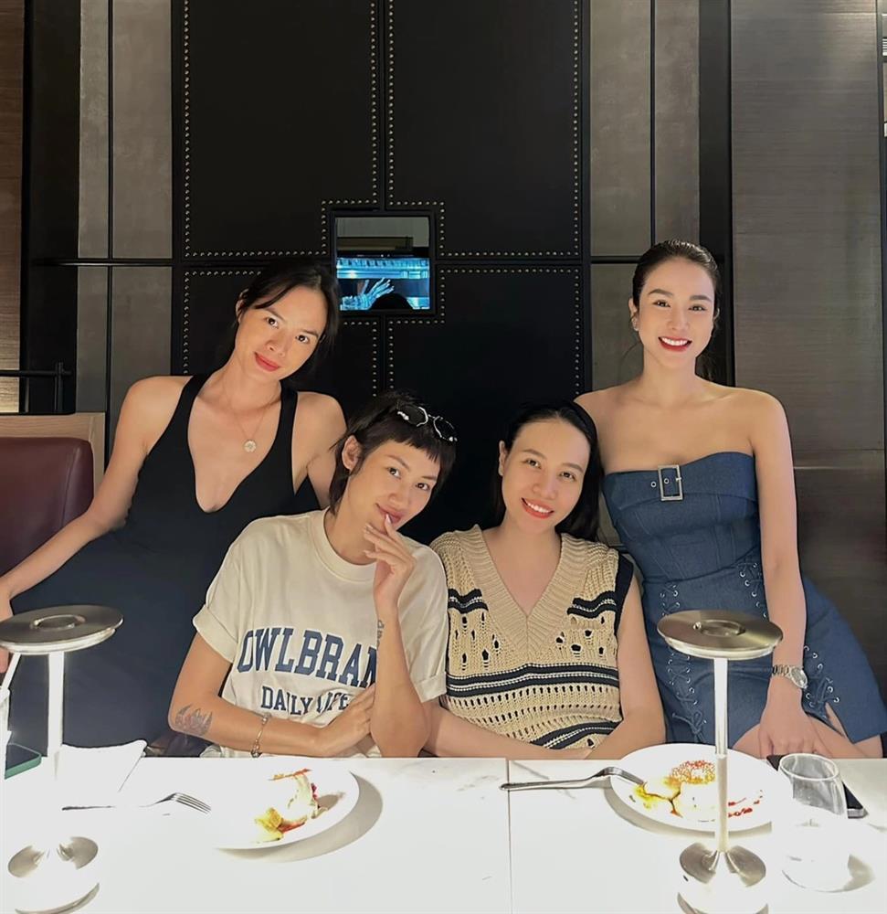 Hội bạn thân mỹ nhân Đàm Thu Trang, Diệp Lâm Anh sau 14 năm giờ ra sao?-9