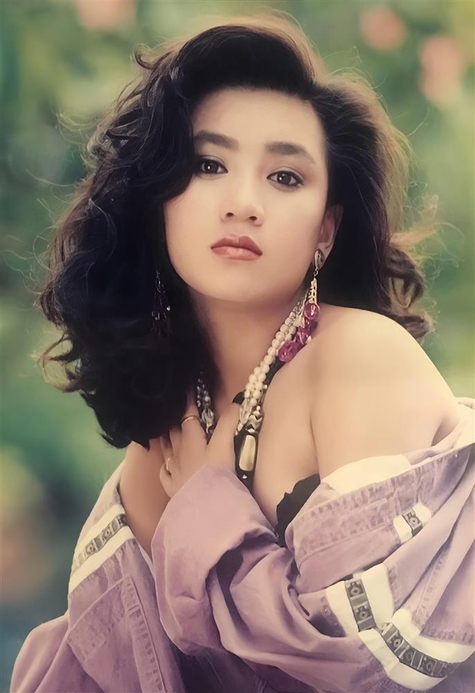 Biểu tượng sexy Y Phụng U50 ở Mỹ: Không bạn thân, có lý do để giấu kín ông xã-3