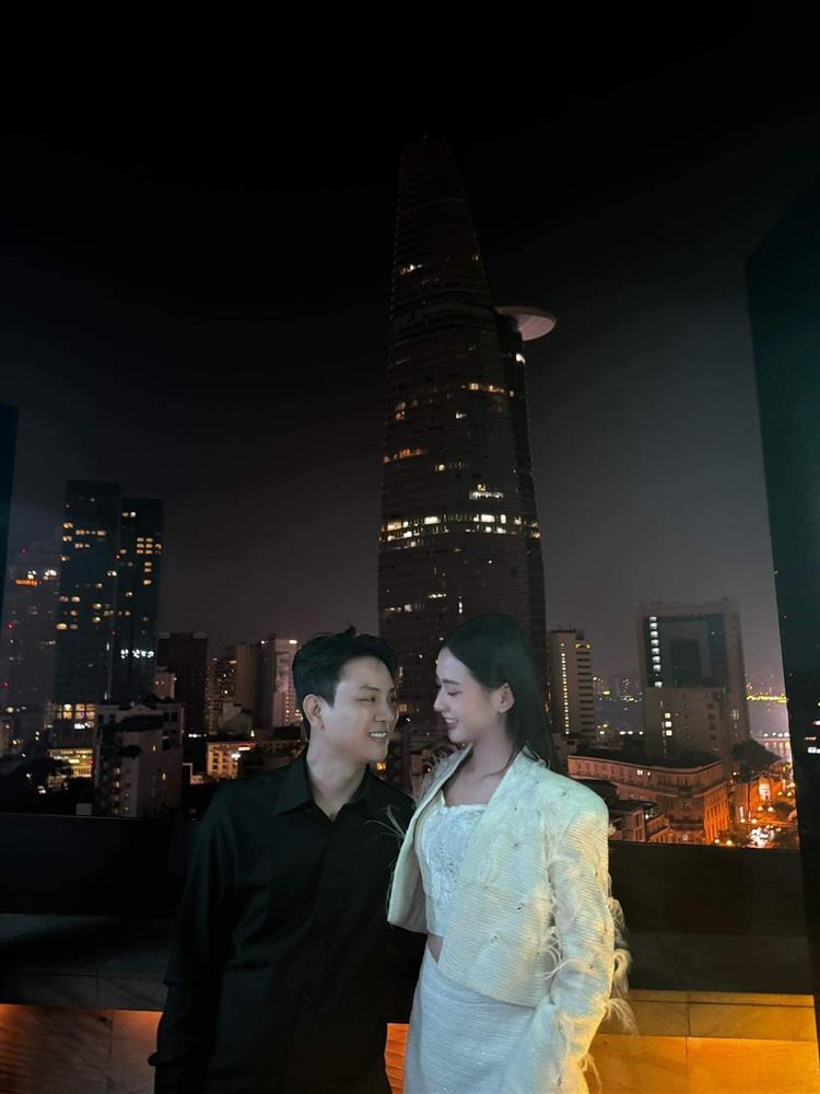 Mối tình của Hoài Lâm và bạn gái kém 8 tuổi-2