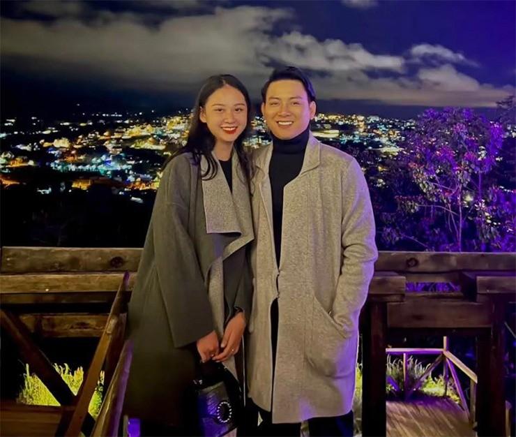 Mối tình của Hoài Lâm và bạn gái kém 8 tuổi-4