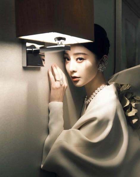 Phạm Băng Băng tiết lộ có bạn trai là một mục tiêu trong năm 2024-4