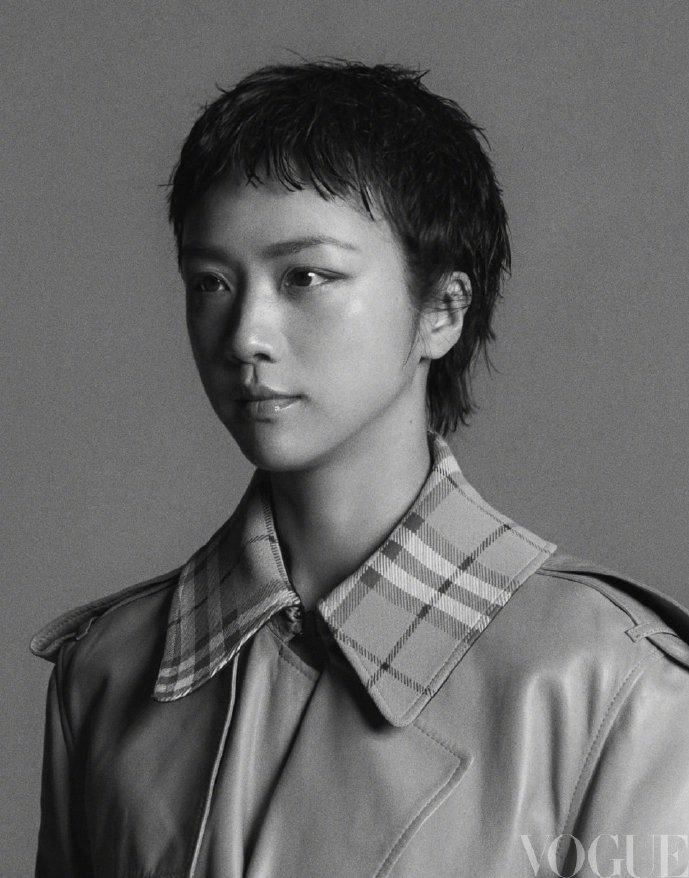 Mái tóc ngắn của Thang Duy gây bão khắp cõi mạng, tiết lộ lý do sống ẩn dật cùng gia đình-5