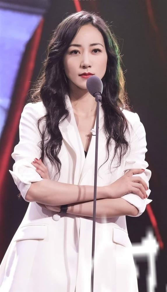 Mỹ nhân không chịu già và gia thế khủng cỡ nào mà cả showbiz kiêng nể?-8