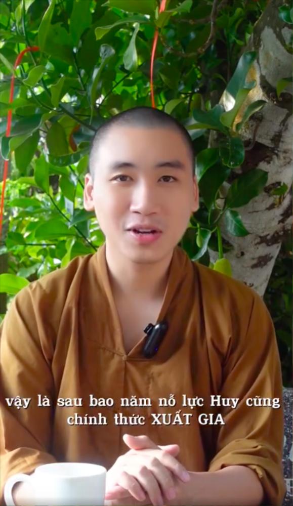 Huy Cung kể lý do đi đến quyết định xuất gia-1
