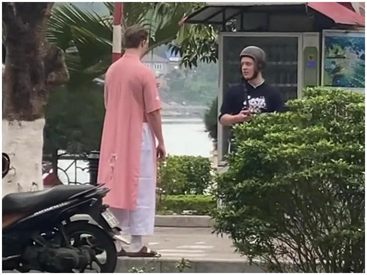 Hai anh Tây đang hot nhất MXH: Mặc áo dài Việt Nam nhưng cái kết lạ lắm!-2