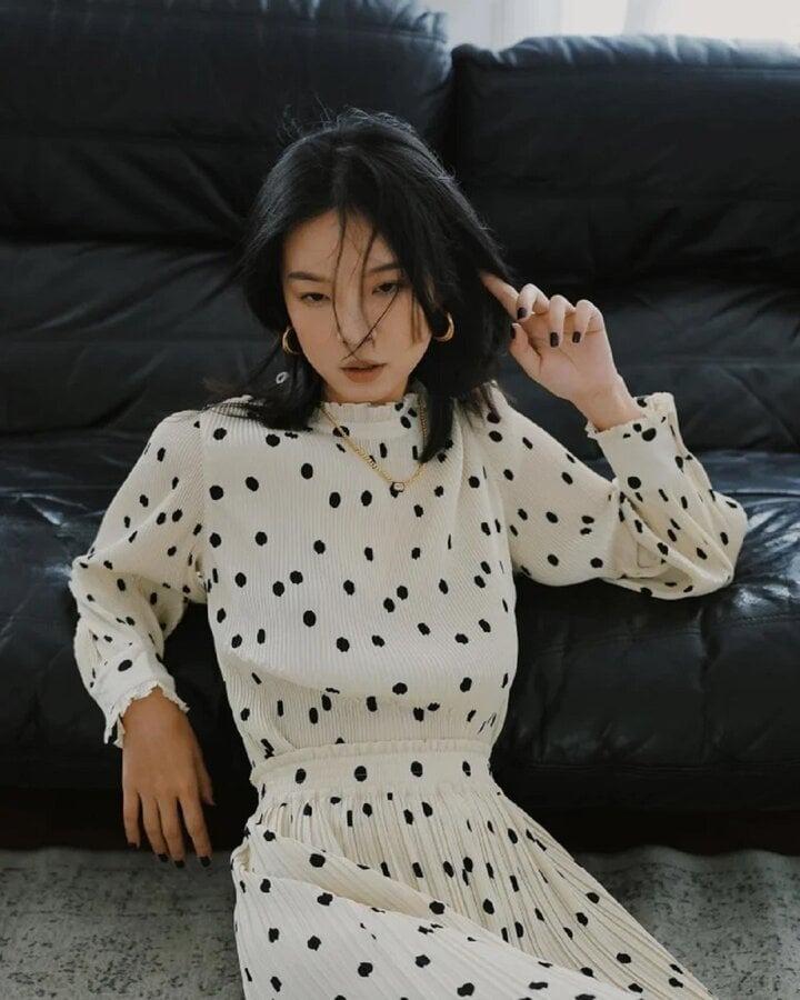 Những món phụ kiện cực ăn ý với váy liền-3