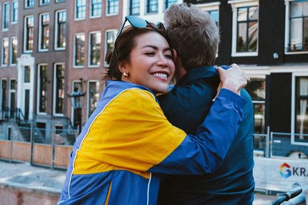 Minh Tú vướng nghi vấn đang có tin vui do để lộ vòng 2 lùm lùm-4